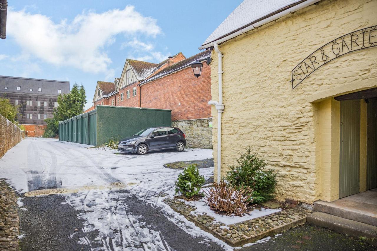 138E Old Star & Garter Mews Villa Ludlow Exterior photo